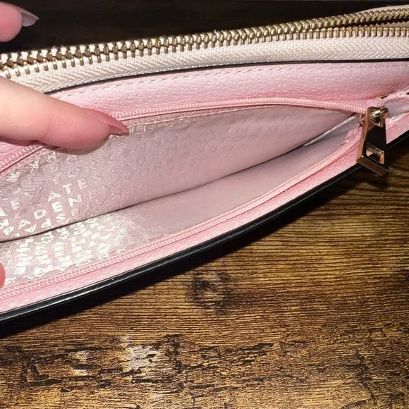 Kate Spade - Powder Pink Wristlet - Picture 8 of 8